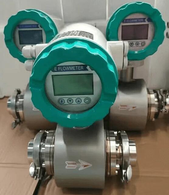 Clamp On Magnetic Flow Meter Clamp On Magnetic Flow Meter